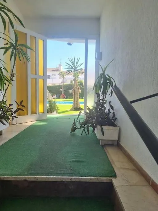 Luxury Apartment 30M From Beach Benalmádena Ισπανία